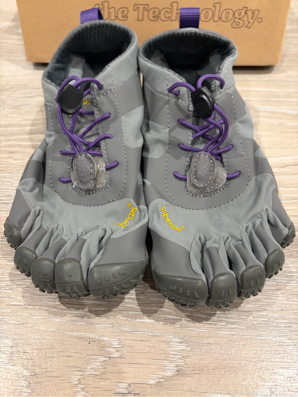 Vibram FiveFingers V-Alpha Women - Grey/Violet - Picture 2 of 10